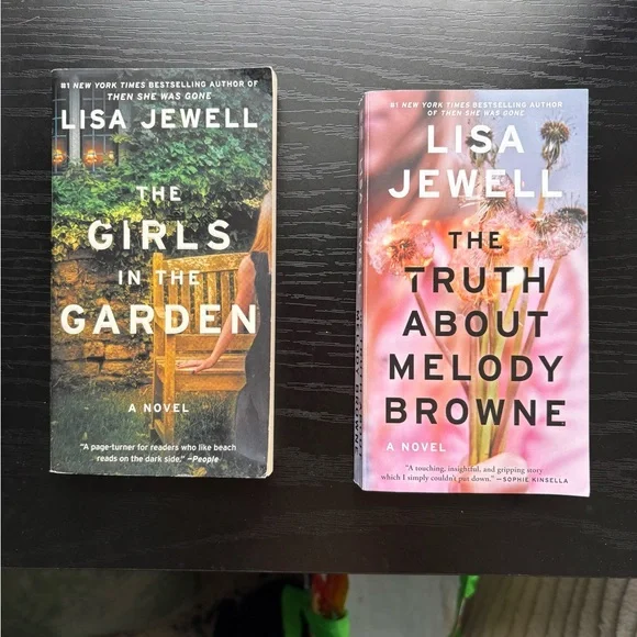 Various books - Picture 7 of 8